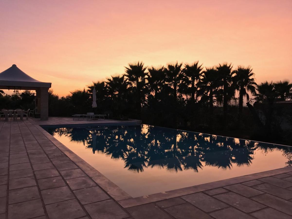 White Pool 7P Matino - Gallipoli Exterior photo